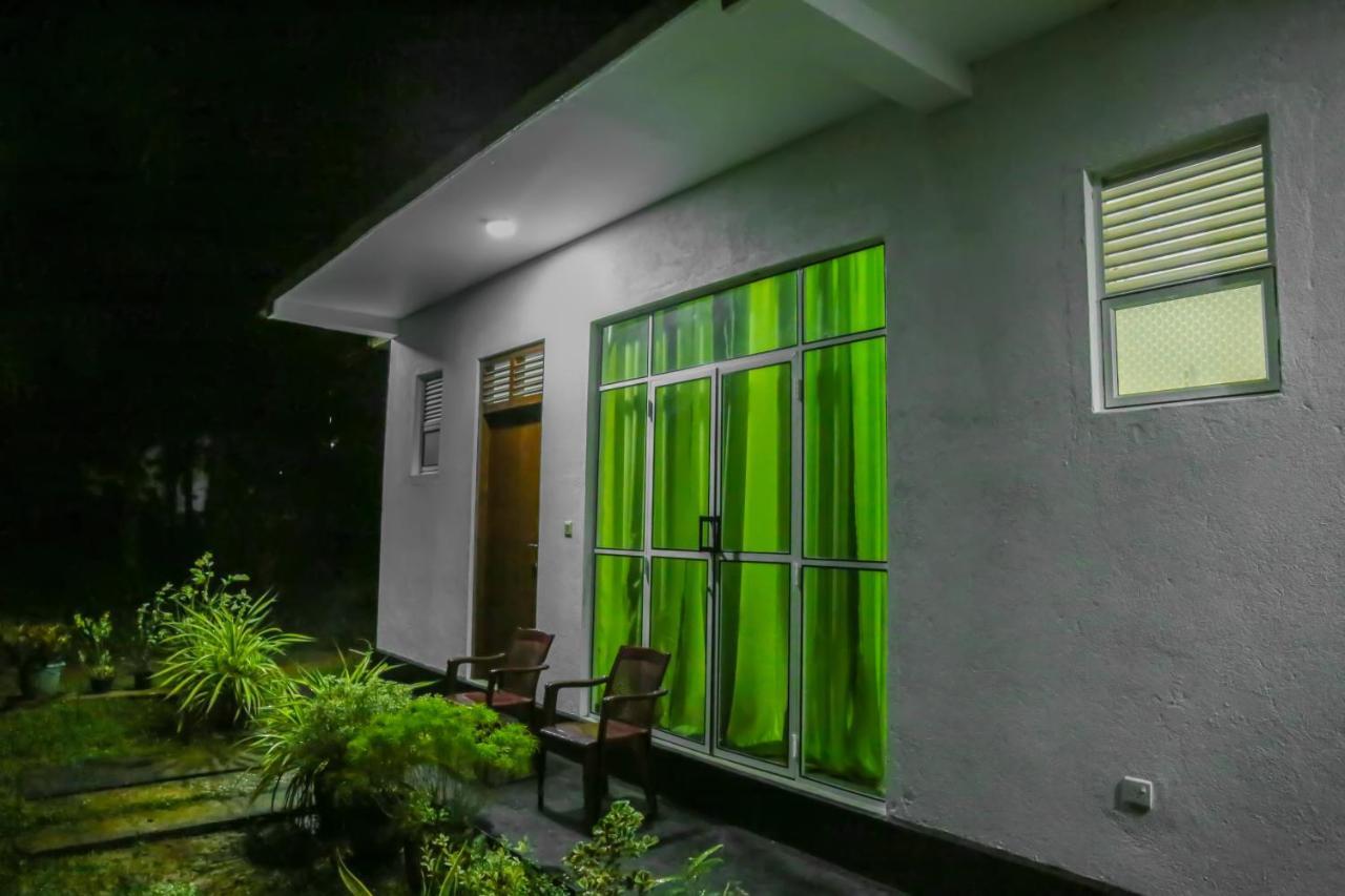 Sandy Palms Guesthouse Hikkaduwa Exterior foto
