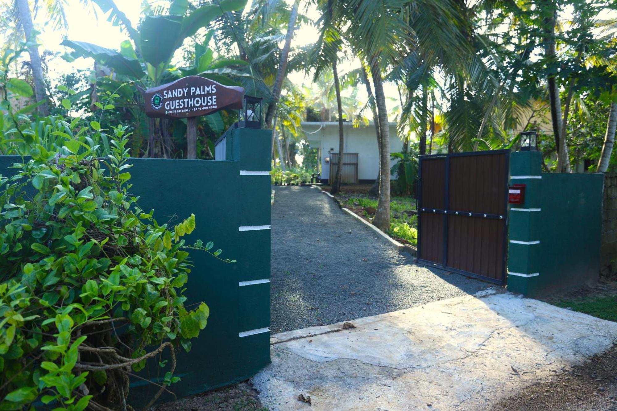 Sandy Palms Guesthouse Hikkaduwa Exterior foto