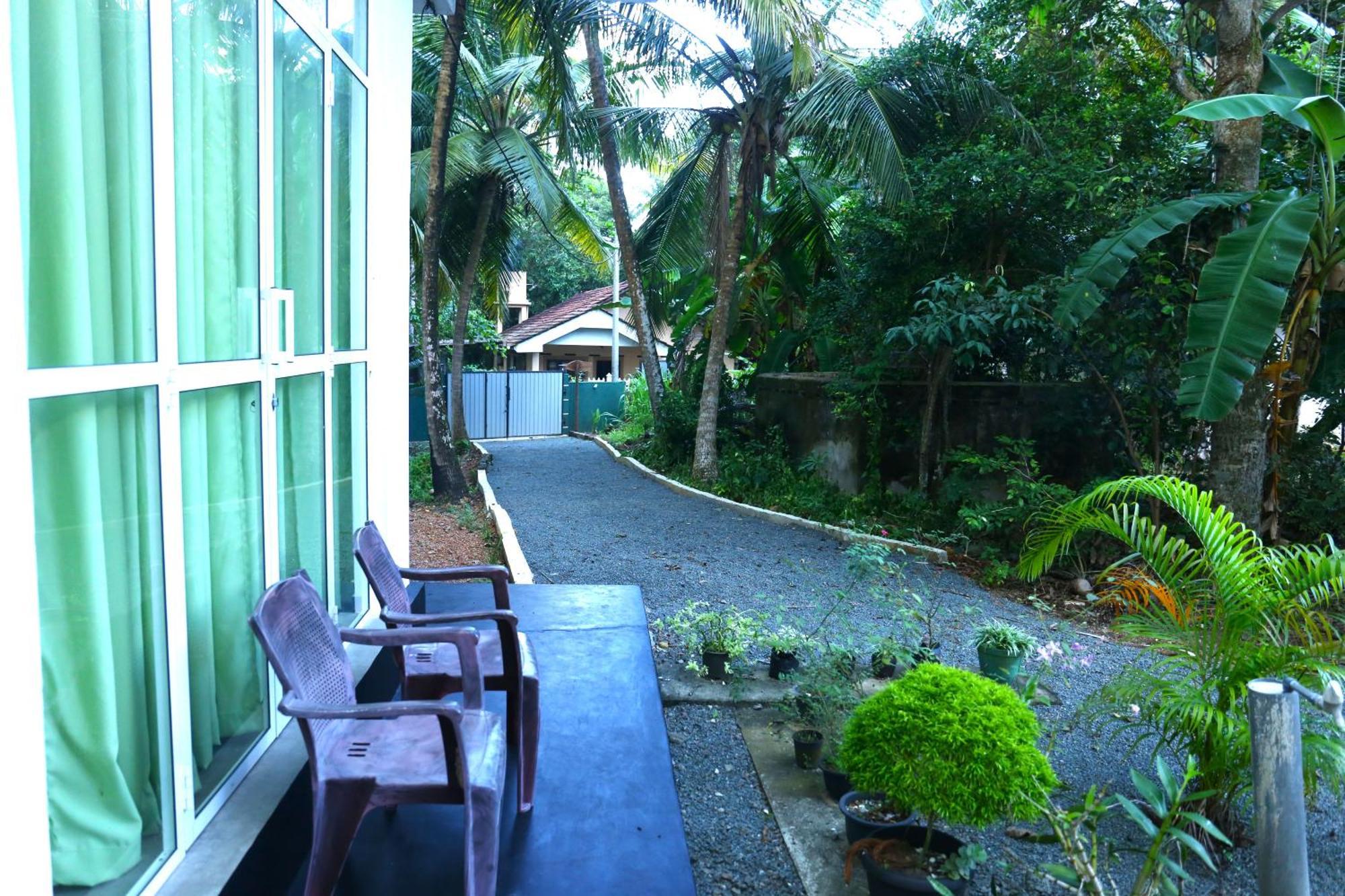 Sandy Palms Guesthouse Hikkaduwa Exterior foto