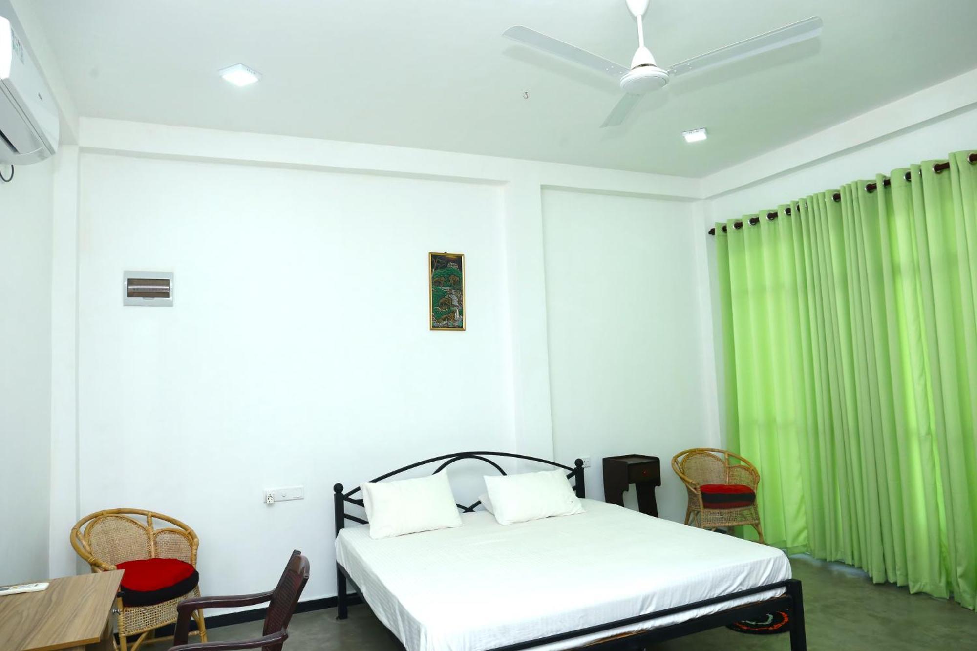 Sandy Palms Guesthouse Hikkaduwa Exterior foto