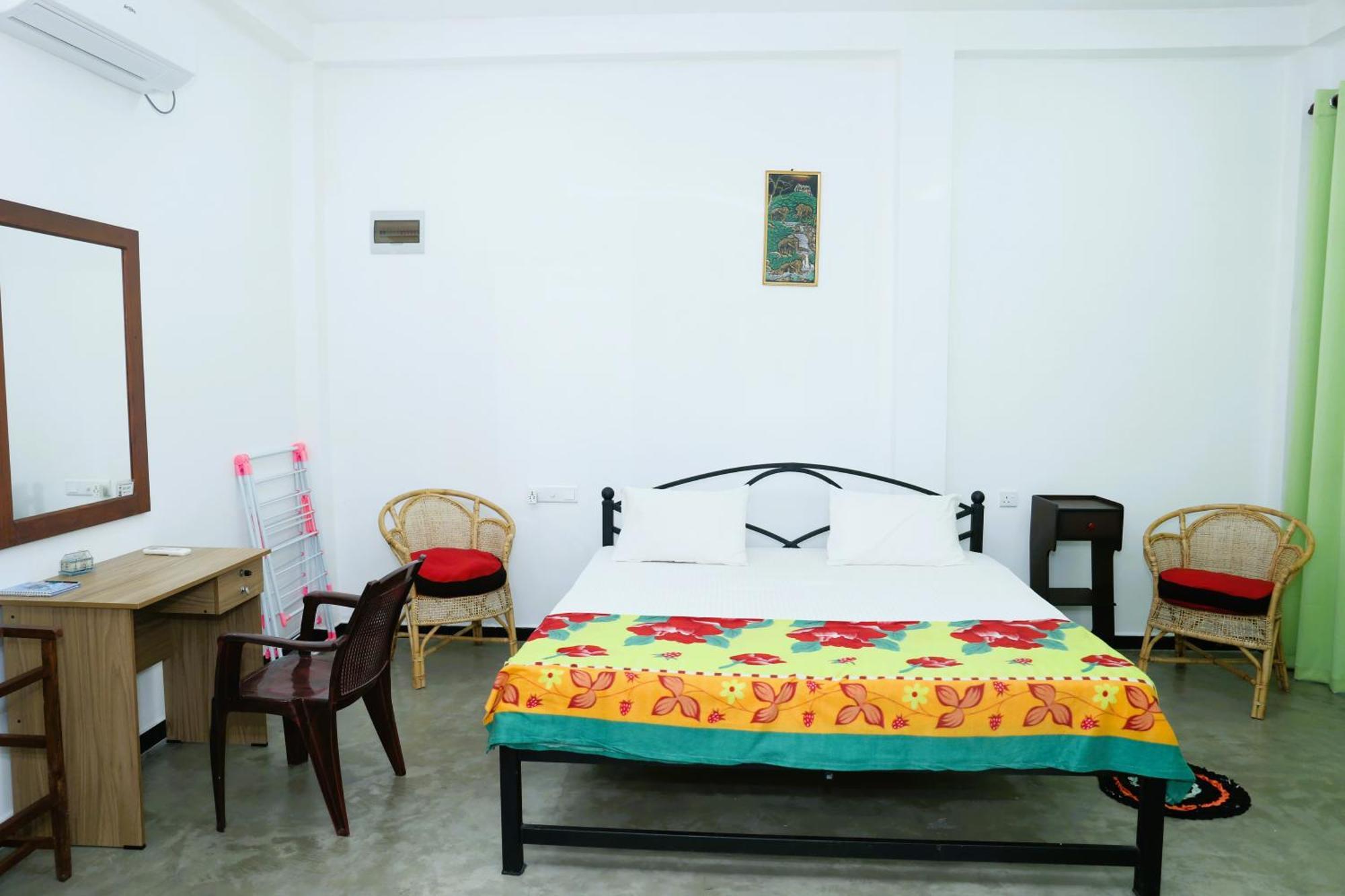 Sandy Palms Guesthouse Hikkaduwa Exterior foto